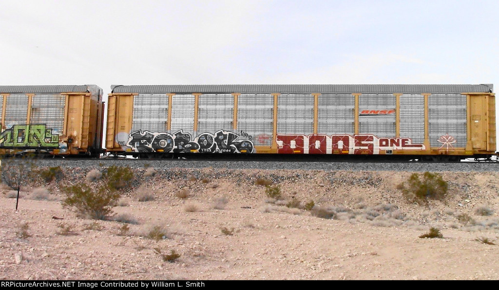 WB Unit Vehicular Flat Car Frt at Erie NV -61